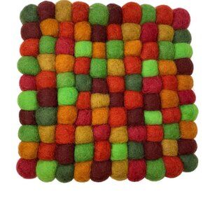 Trader Joe's Handmade Wool Felt Ball Trivet Hot Pad Multicolor Rainbow 8" x 8"